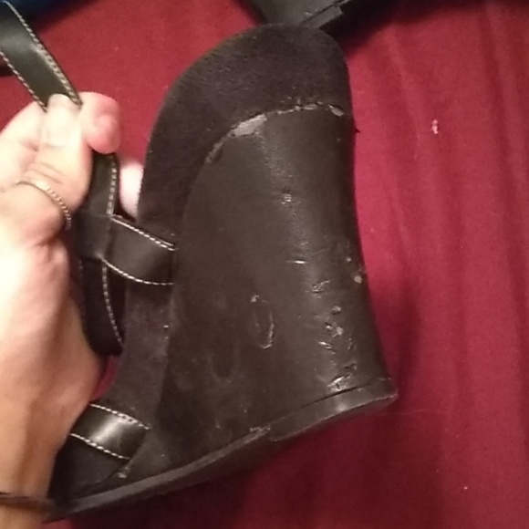 Heels - Picture 5 of 7